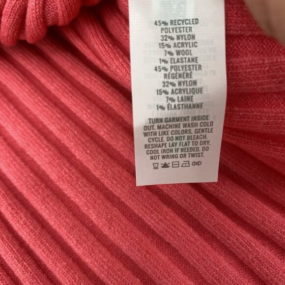 Aerie Women’s Size M Take Charge Wool Sweater Skirt Pink Punch 2778 - Picture 9 of 9